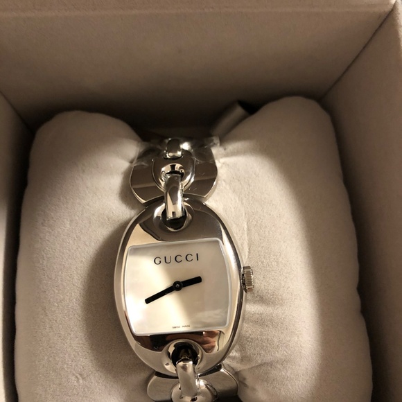 Gucci watch - Picture 3 of 6